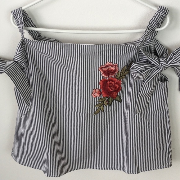 Miss Lili Tops - NWOT Miss Lili embroidered cotton sleeveless top.